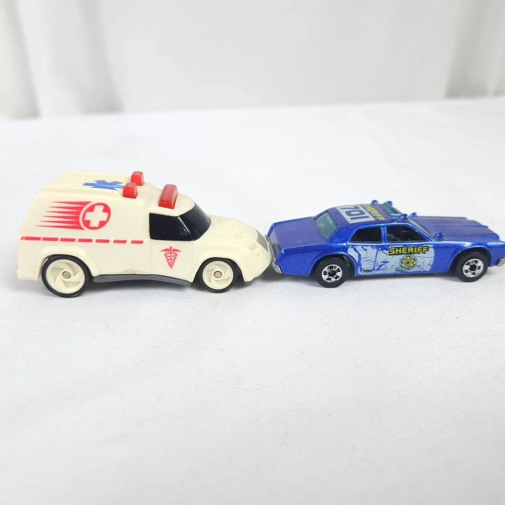 Vintage Hot Wheels Lot Sheriff‎ Firetruck Ambulance Diecast Cars